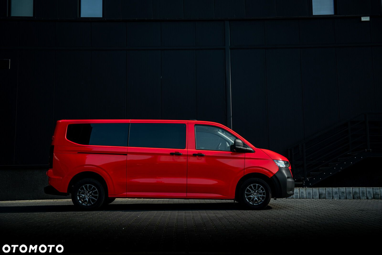 Volkswagen Caravelle - 2