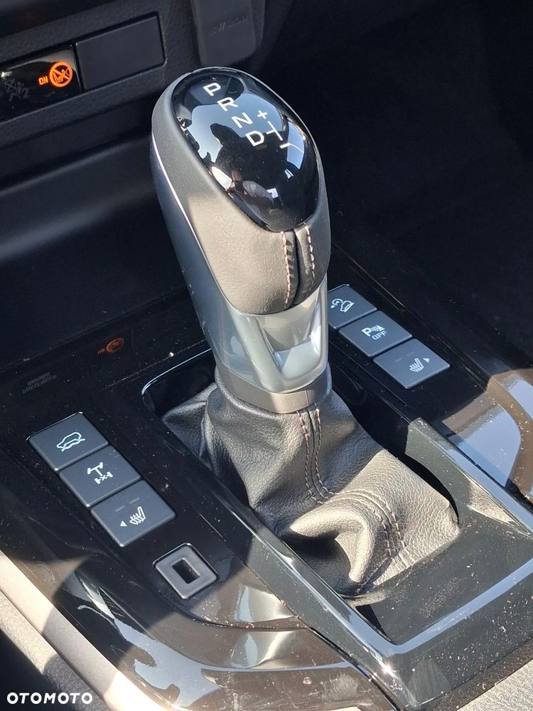 Isuzu D-Max 2.2 DC LSX 4WD - 29