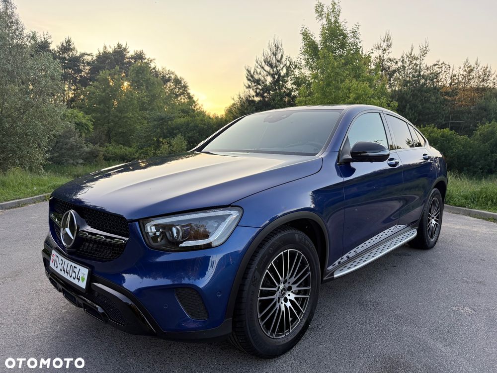 Mercedes-Benz GLC 200 4Matic 9G-TRONIC AMG Line - 2