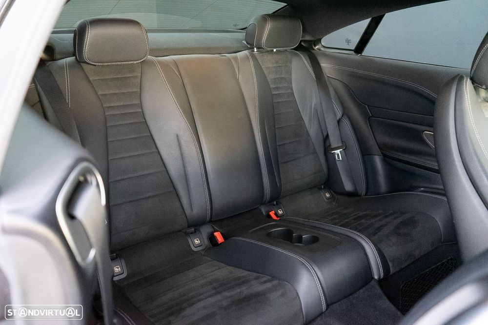 Mercedes-Benz E 220 d AMG Line - 9