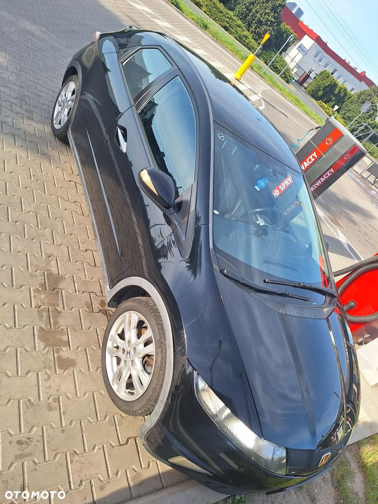 Honda Civic 1.8 Comfort - 1