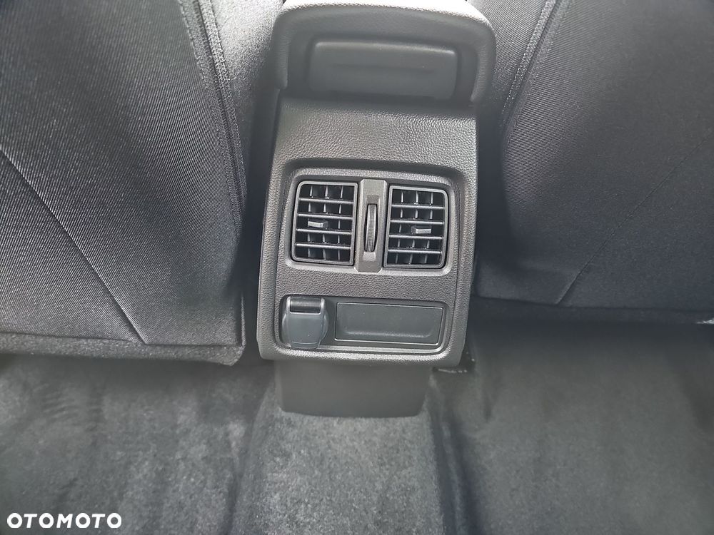 Renault Captur 1.0 TCe Evolution - 24