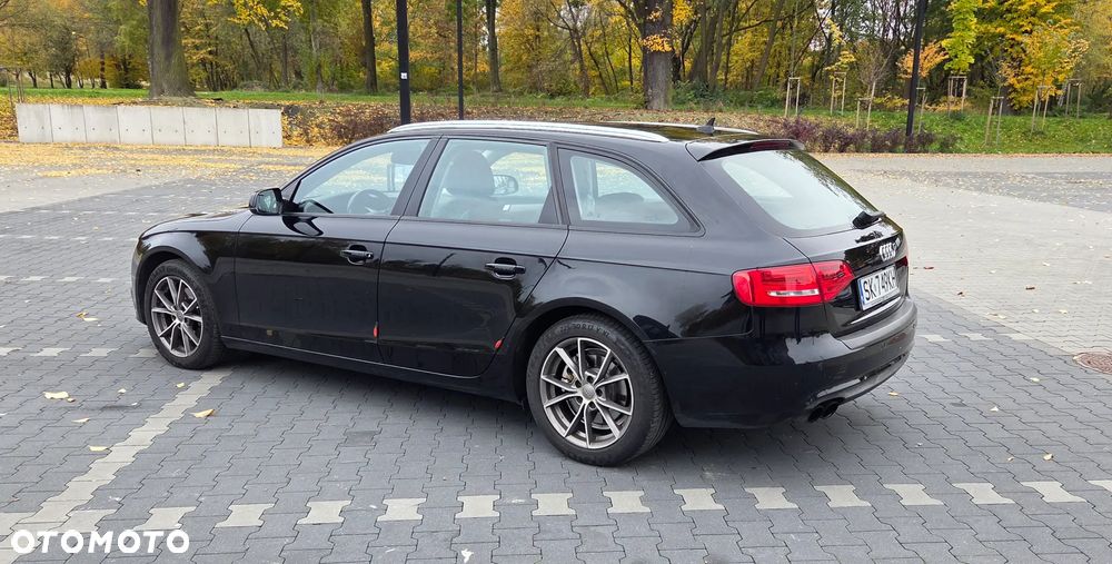 Audi A4 Avant 2.0 TDI DPF quattro Ambiente - 9