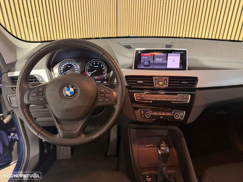 BMW X1 25 e xDrive - 8