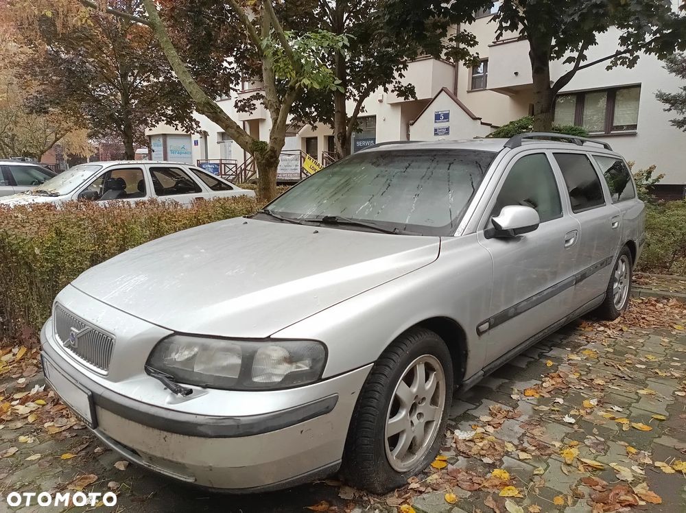 Volvo V70 D5 AWD Automatik - 1