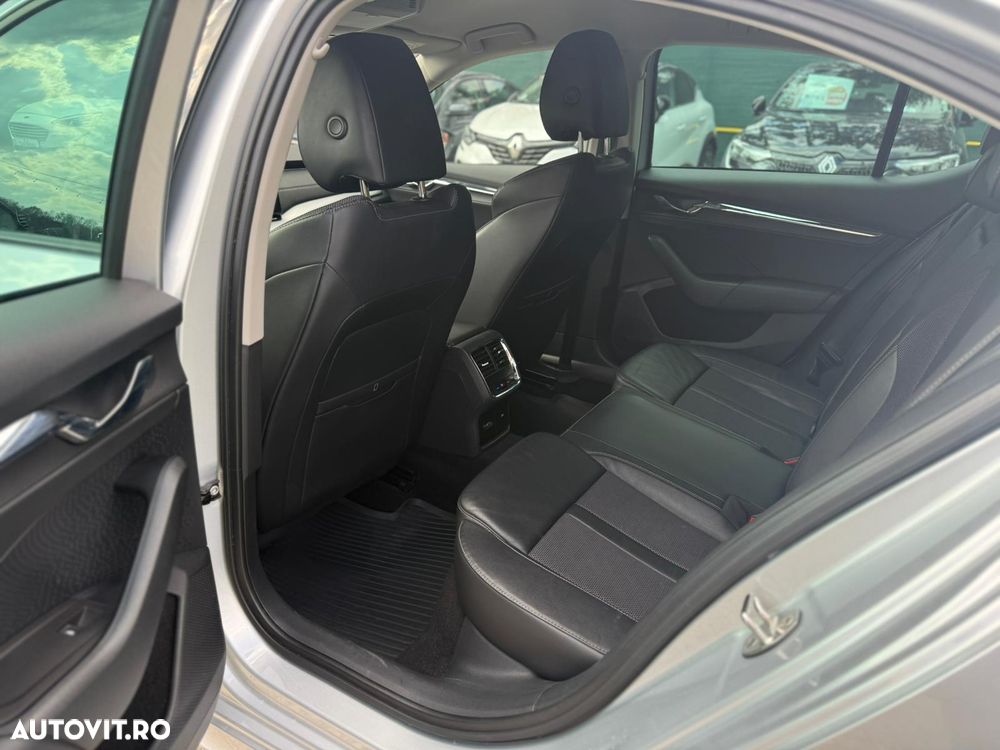 Skoda Octavia 2.0 TDI DSG Style - 7