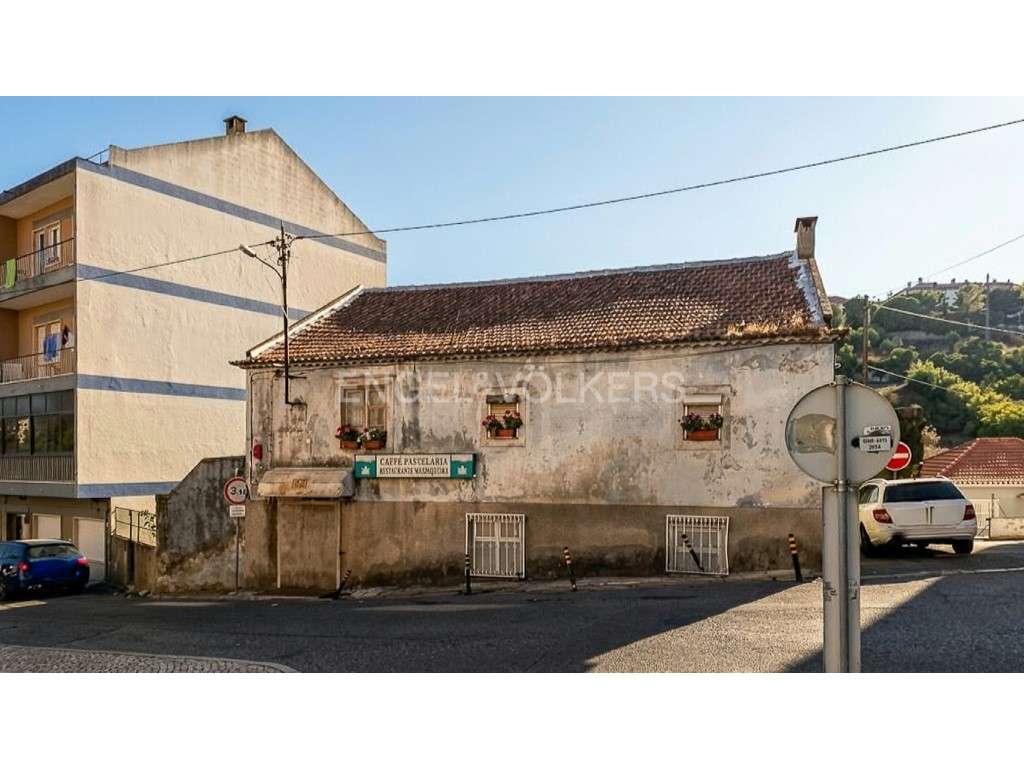 Propriedade com projecto aprovado para construção de prédio com 4 p... - Grande imagem: 3/7