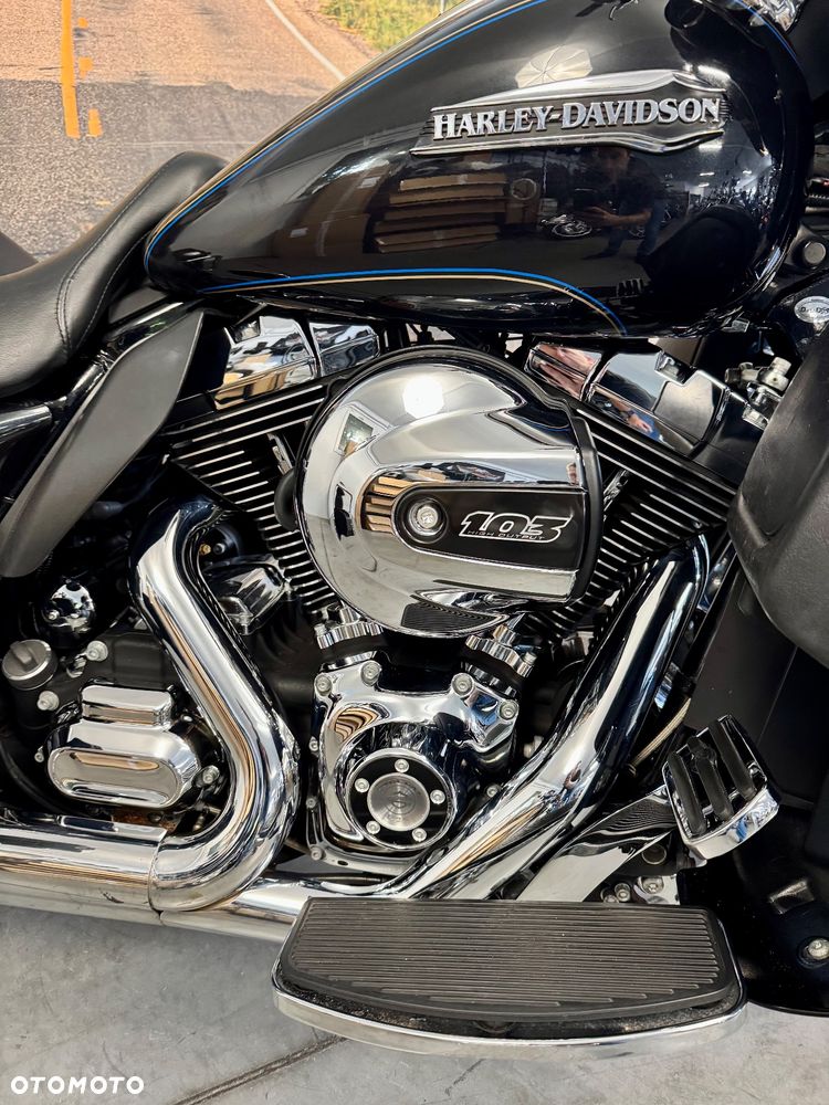 Harley-Davidson Touring Electra Glide - 10