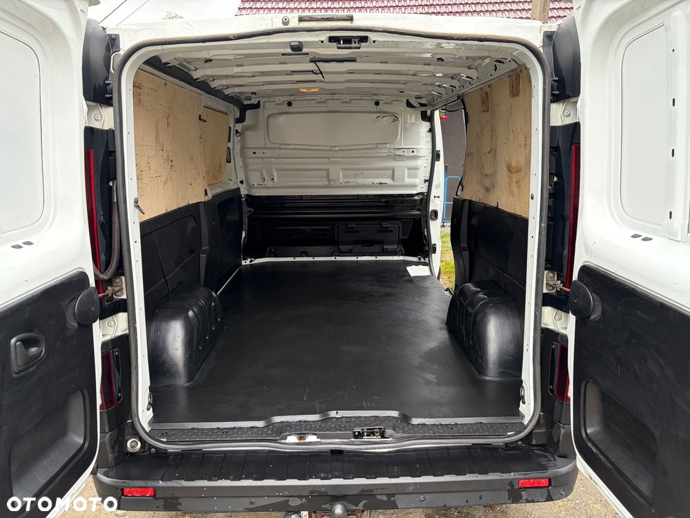 Renault Trafic - 11