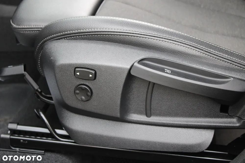 BMW Seria 2 216i GT M Sport - 27