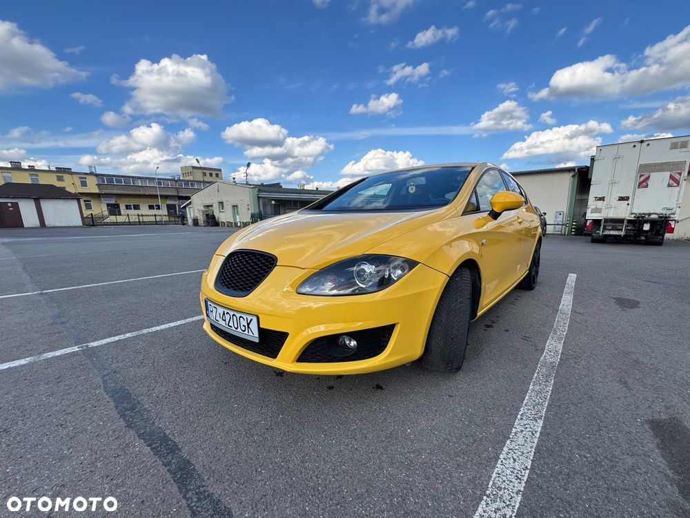 Seat Leon 1.6 TDI Style DSG - 1