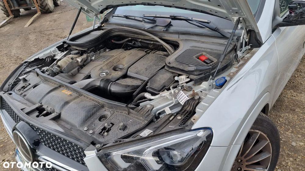 Mercedes-Benz GLE - 26