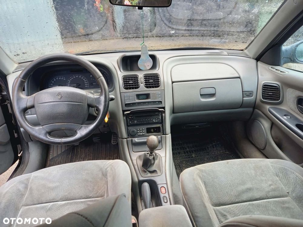 Części Renault Laguna I lift kombi 1.8 16V 1999r. NV603 maska drzwi klapa silnik skrzynia fotele - 7