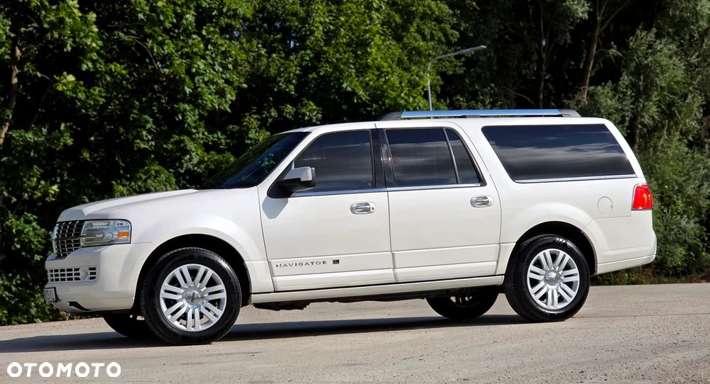 Lincoln Navigator 5.4 4WD Luxury - 18