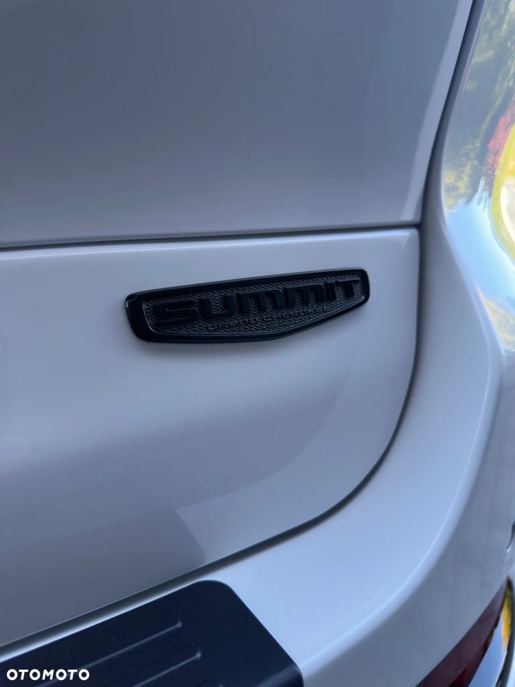 Jeep Grand Cherokee - 37