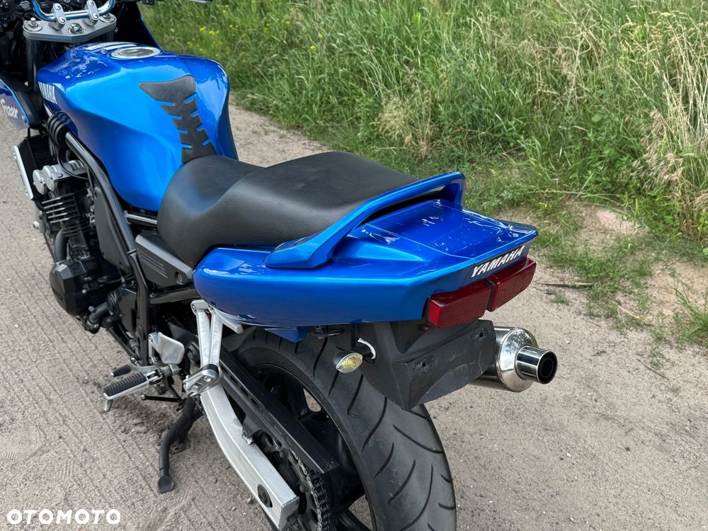 Yamaha FZS - 10