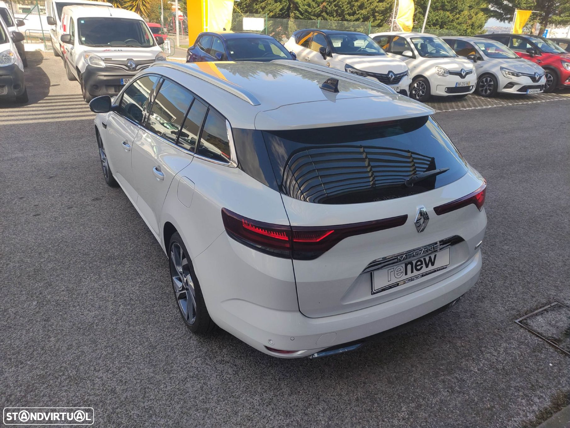 Renault Mégane Sport Tourer 1.6 E-Tech Plug-In Hybrid R.S. Line - 6