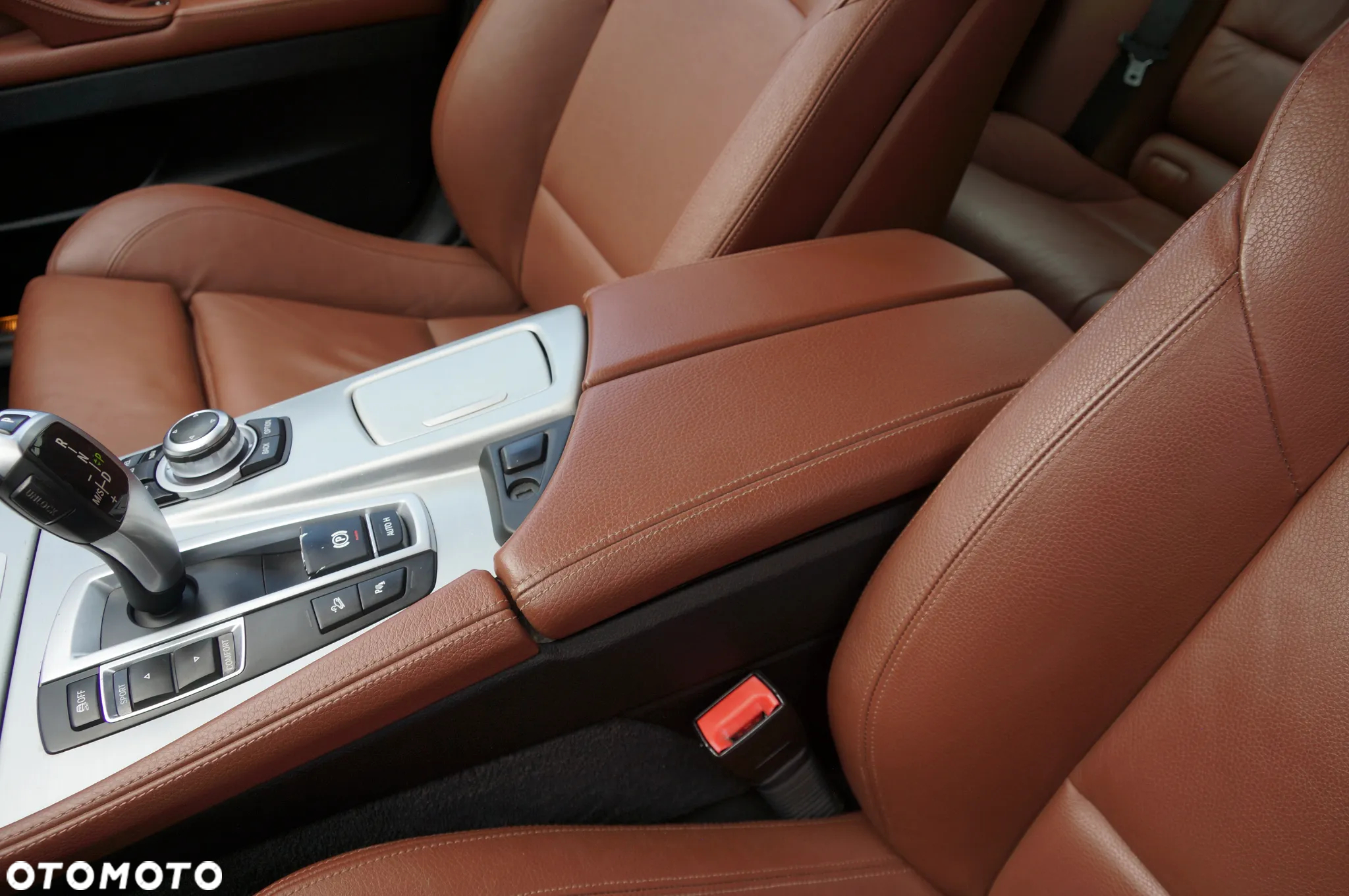 BMW Seria 5 530d xDrive Touring Sport-Aut - 26