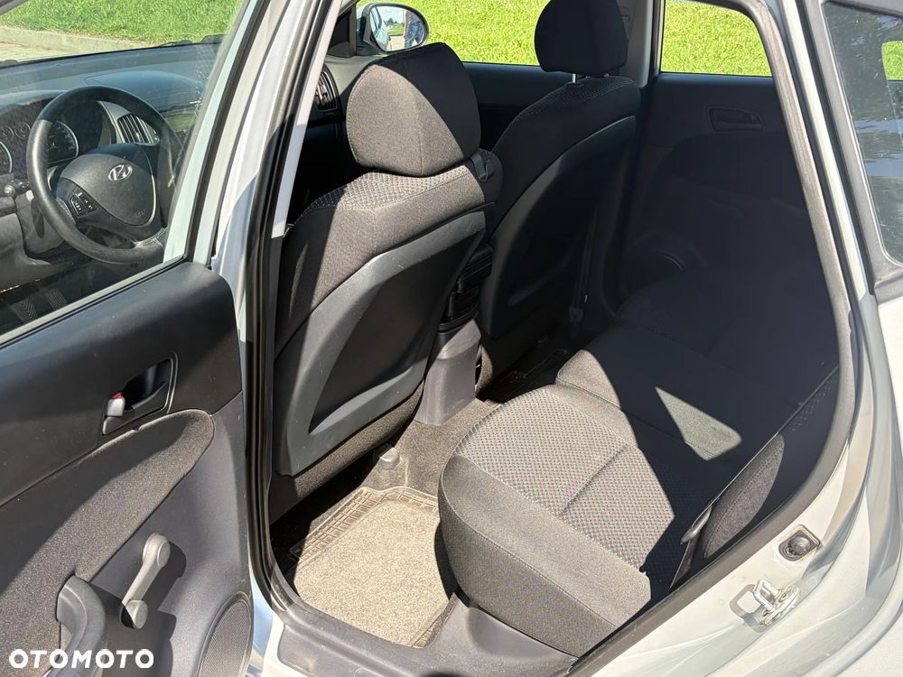 Hyundai i30 1.6 CRDi Classic - 10