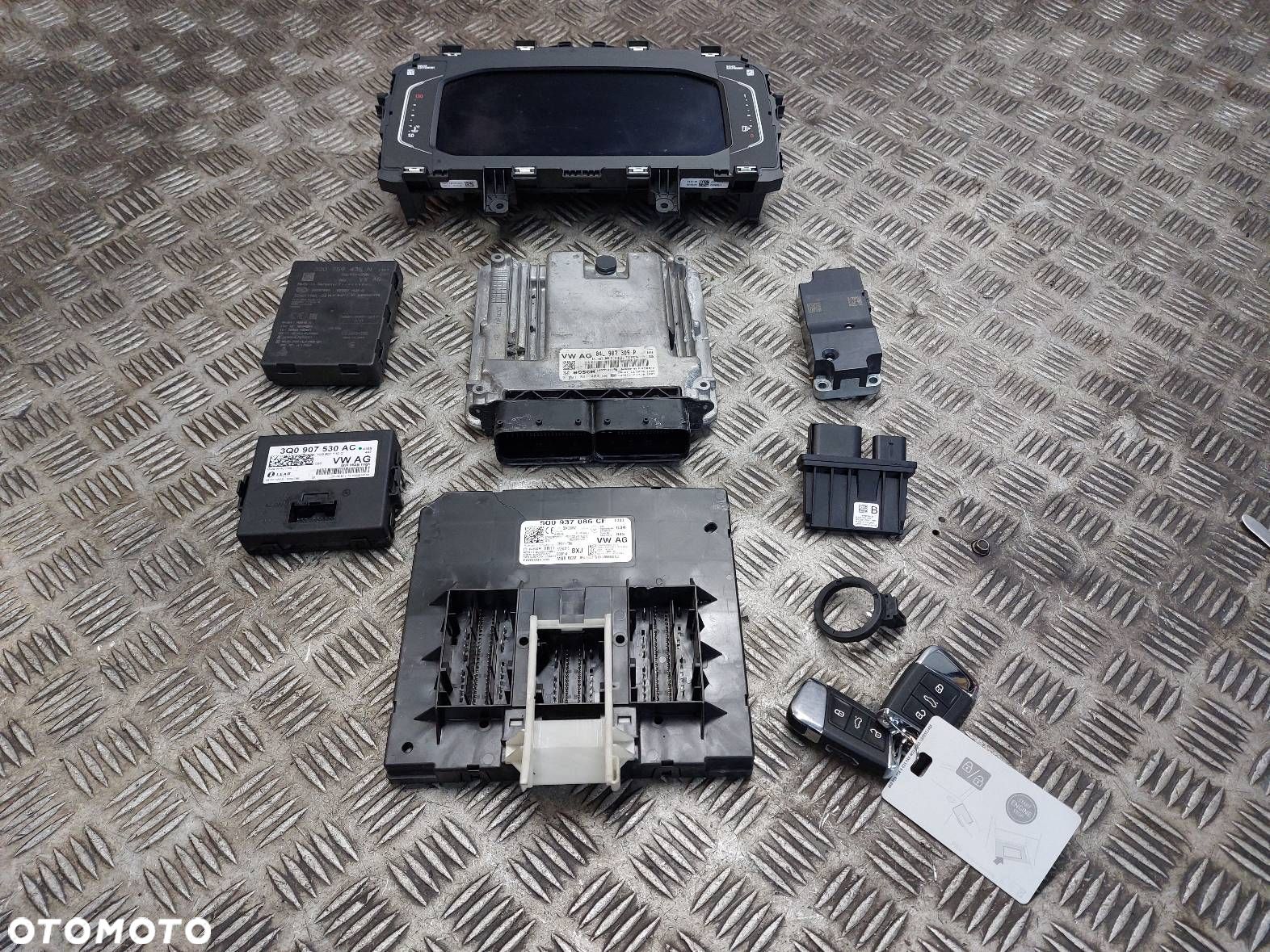 ZESTAW STARTOWY PASSAT B8 2.0 TDI 04L907309P 5Q0937086CF 3G0920320A - 1