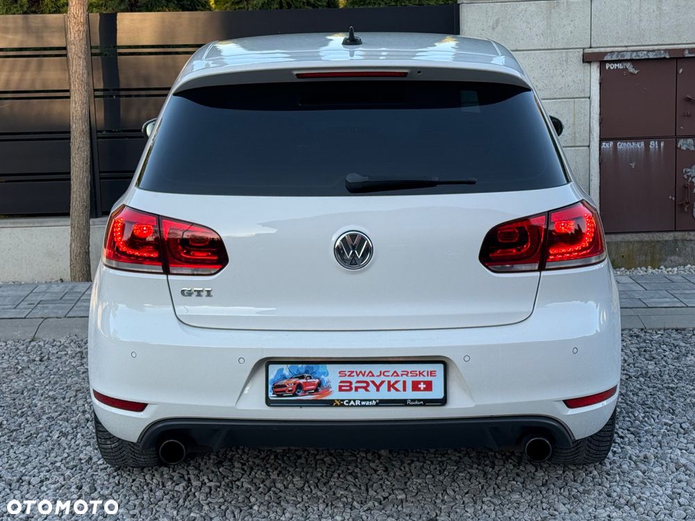 Volkswagen Golf 2.0 GTI - 11