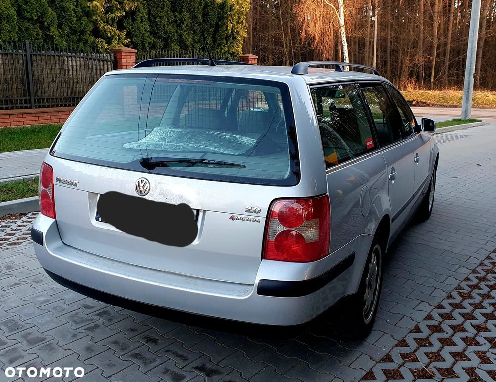 Volkswagen Passat 2.0 Comfortline - 3