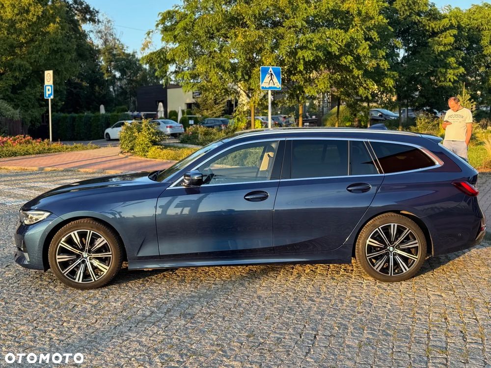BMW Seria 3 320d Luxury Line sport - 8