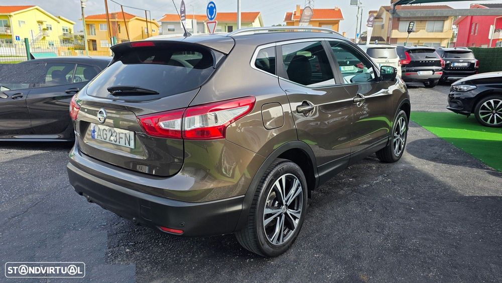 Nissan Qashqai 1.5 dCi N-Connecta 18 - 5