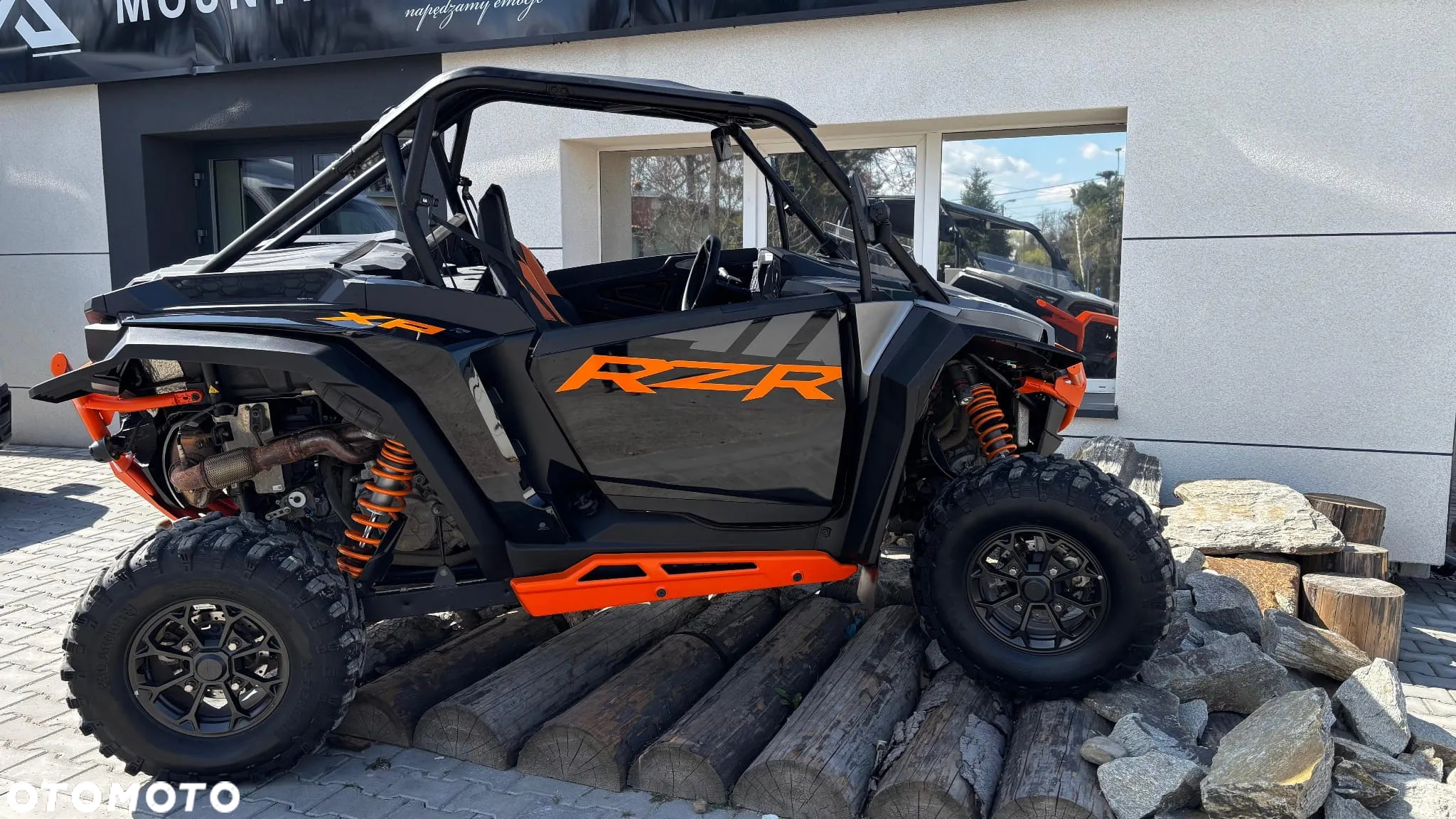 Polaris RZR - 11