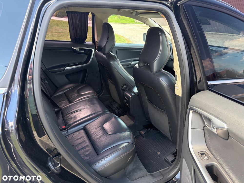 Volvo XC 60 D5 AWD Summum - 7