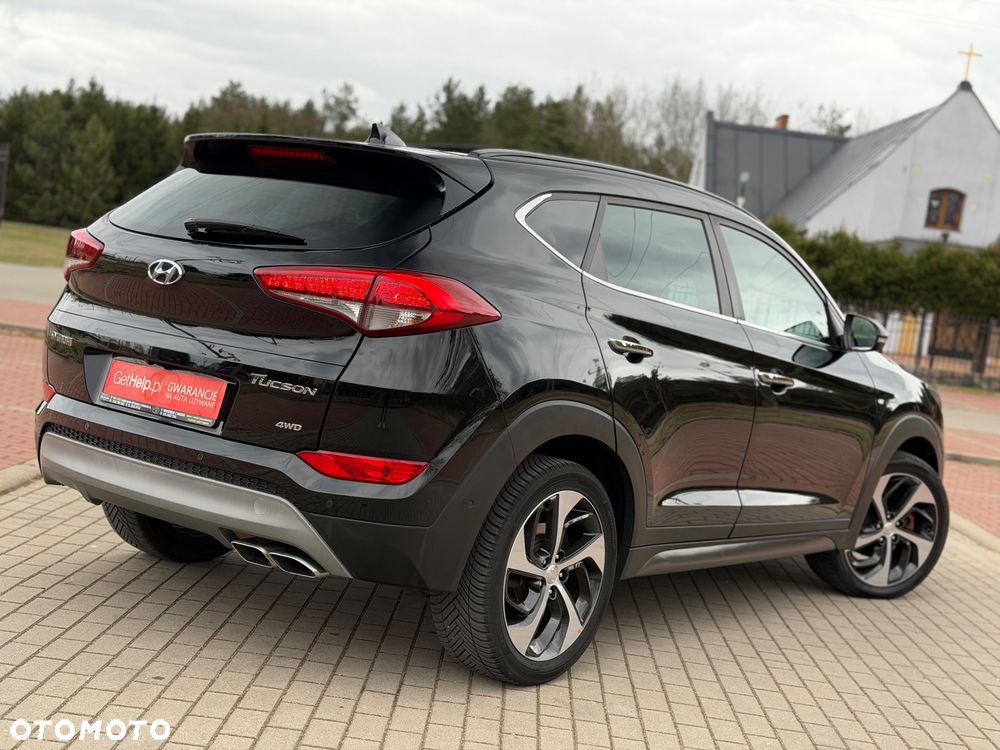 Hyundai Tucson 2.0 CRDI 4WD Automatik Premium - 33