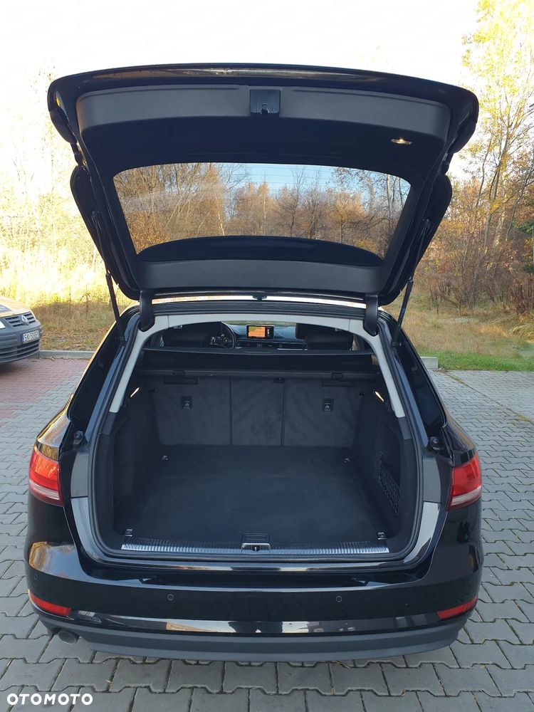 Audi A4 Avant 2.0 TDI ultra design - 36