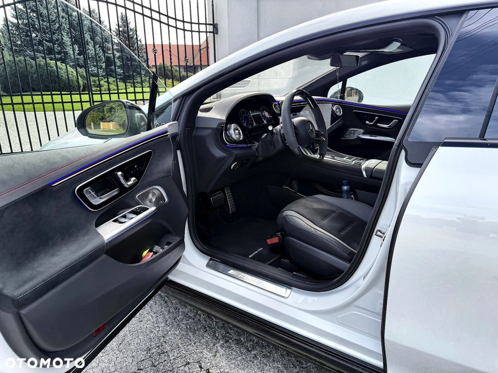 Mercedes-Benz EQE AMG 53 4Matic+ - 8
