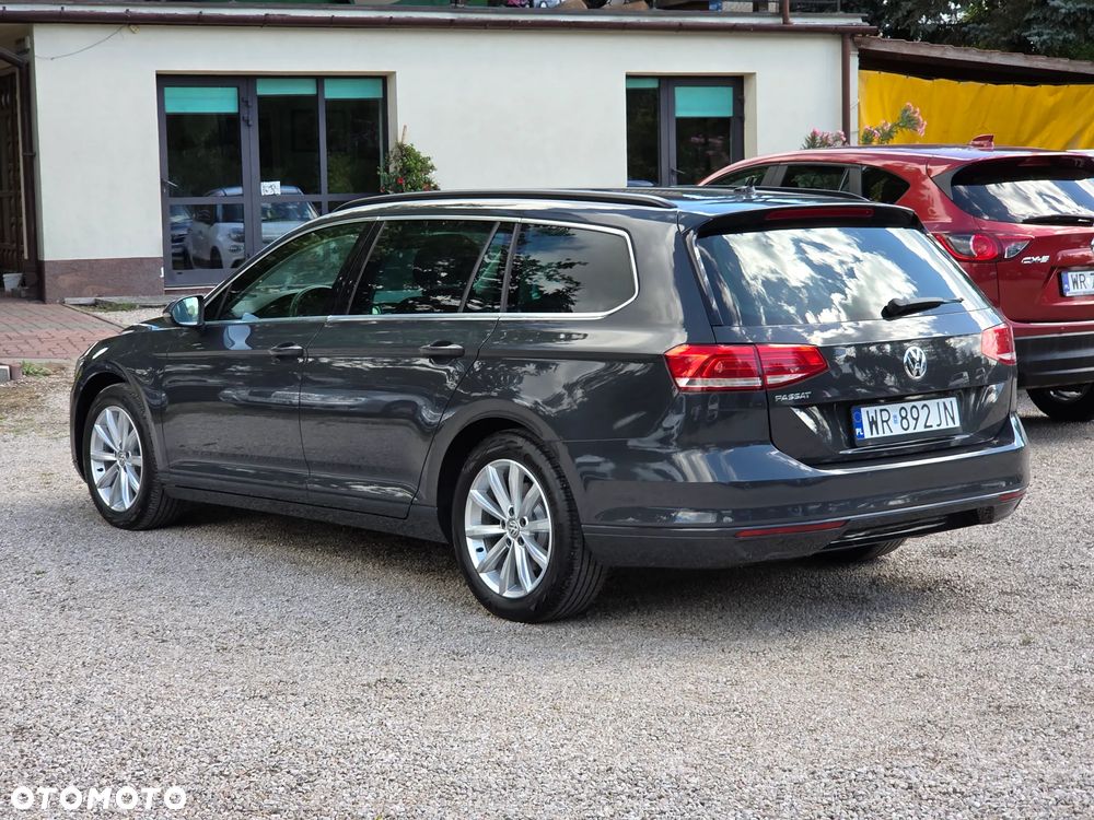 Volkswagen Passat 2.0 TDI BMT Comfortline - 29