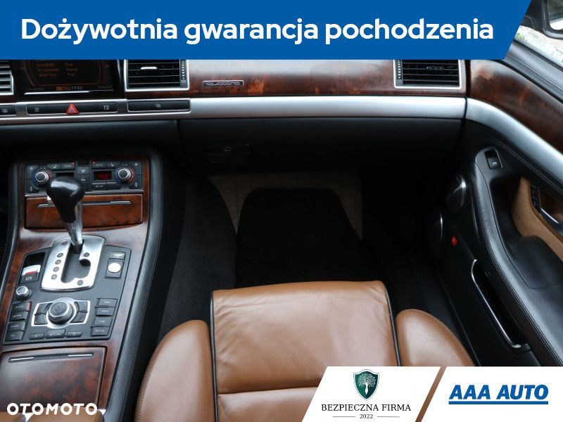 Audi A8 - 10