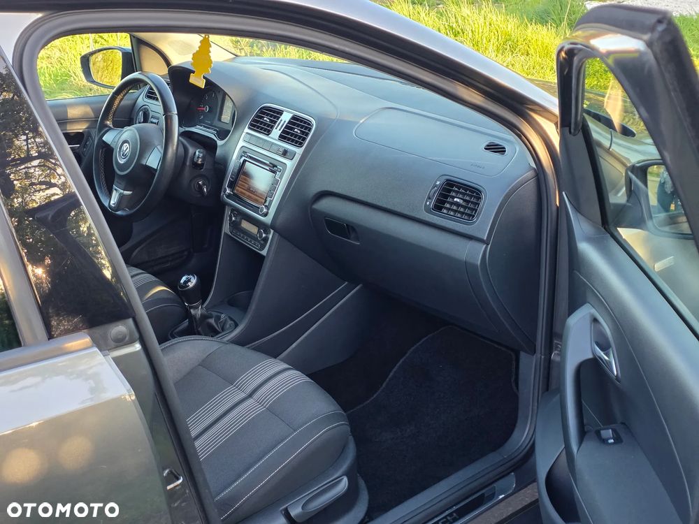 Volkswagen Polo 1.6 TDI MATCH - 26