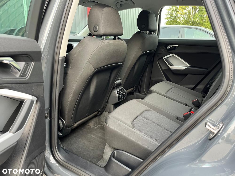 Audi Q3 35 TFSI mHEV S tronic - 24