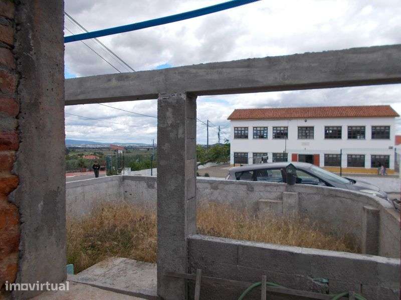 VENDE-SE: Casa na Carregueira com 700m² de Terreno - Grande imagem: 3/12