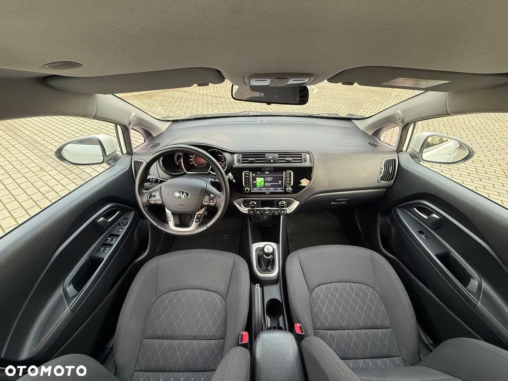 Kia Rio 1.2 Business Line - 8