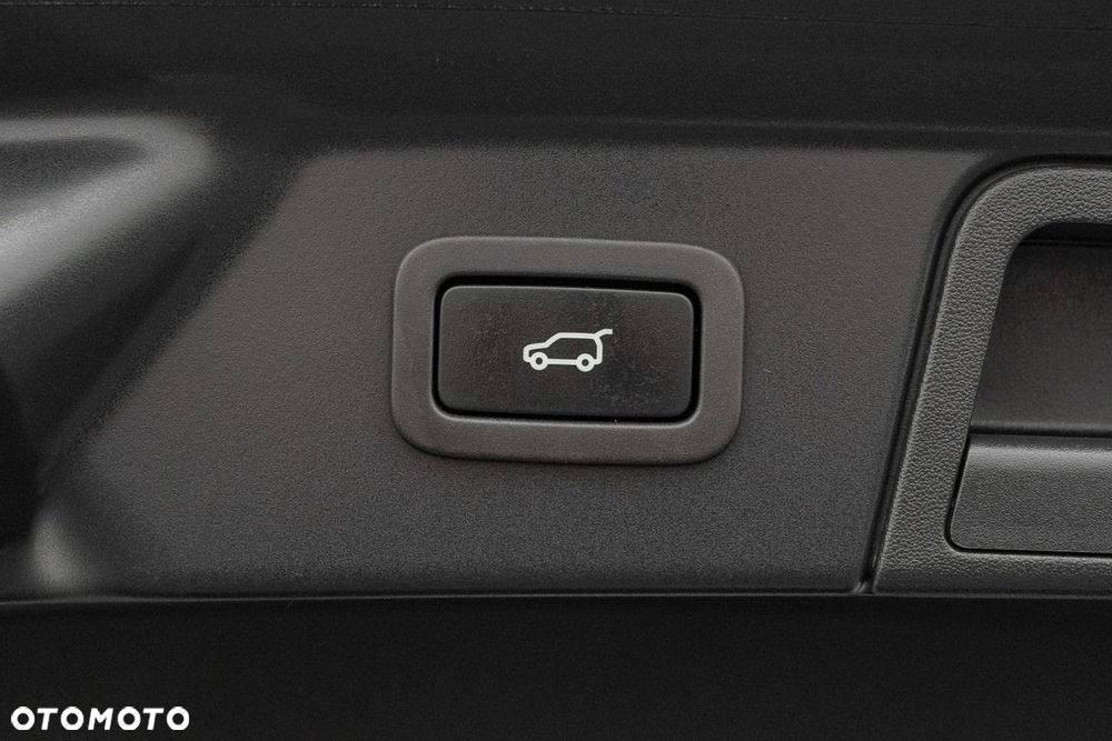 Land Rover Range Rover Velar D200 S - 30