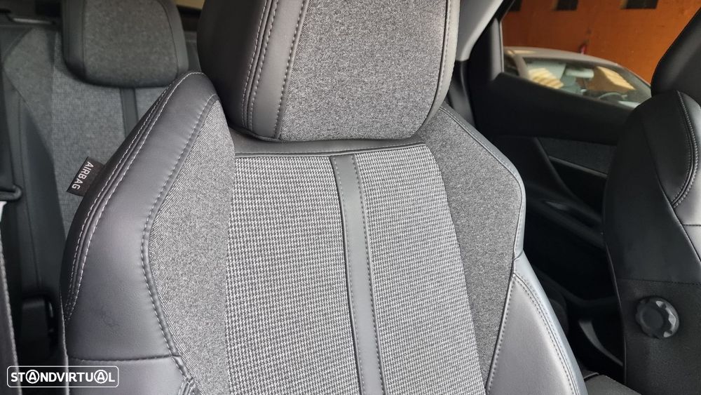 Peugeot 3008 1.6 BlueHDi Allure - 20