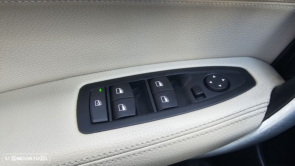 BMW 116 d Line Urban - 21