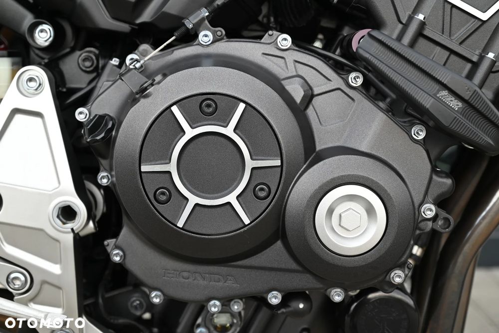 Honda CB - 25