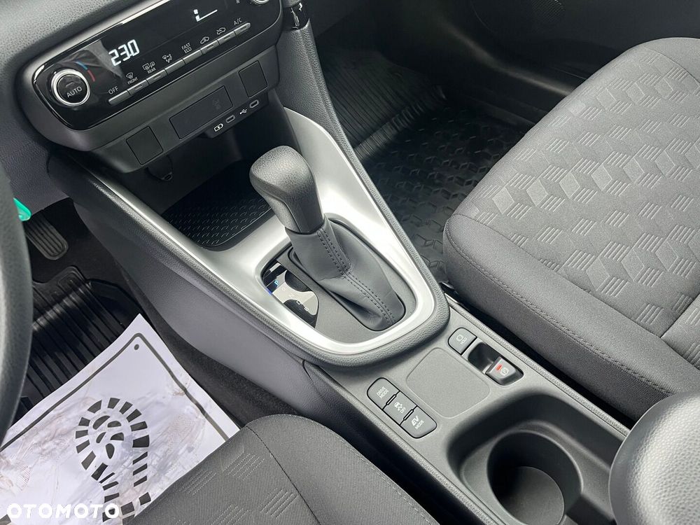Toyota Yaris Hybrid 1.5 Active - 17