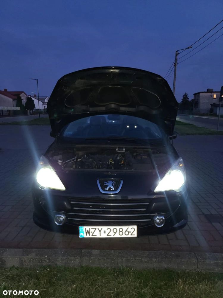Peugeot 307 CC 2.0 HDi Intense - 32
