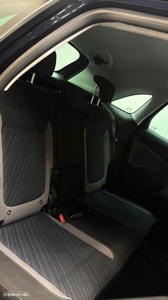 Opel Crossland X 1.2 S&S Auto 120 Anos - 33