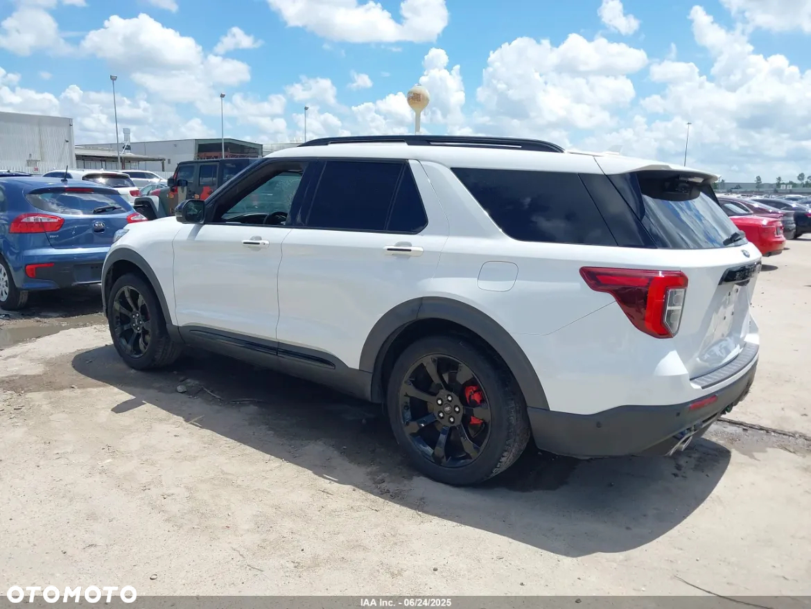Ford Explorer - 5