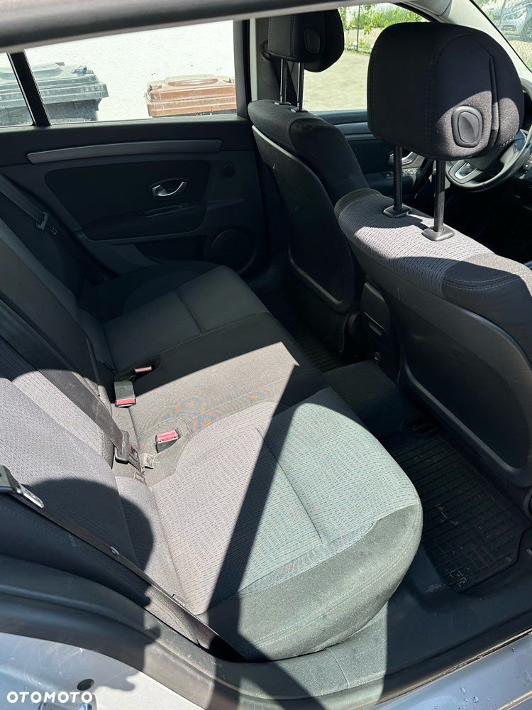 Renault Laguna 2.0 DCi Dynamique - 22