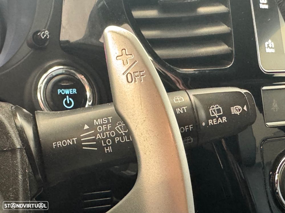 Mitsubishi Outlander 2.4 Intense - 25