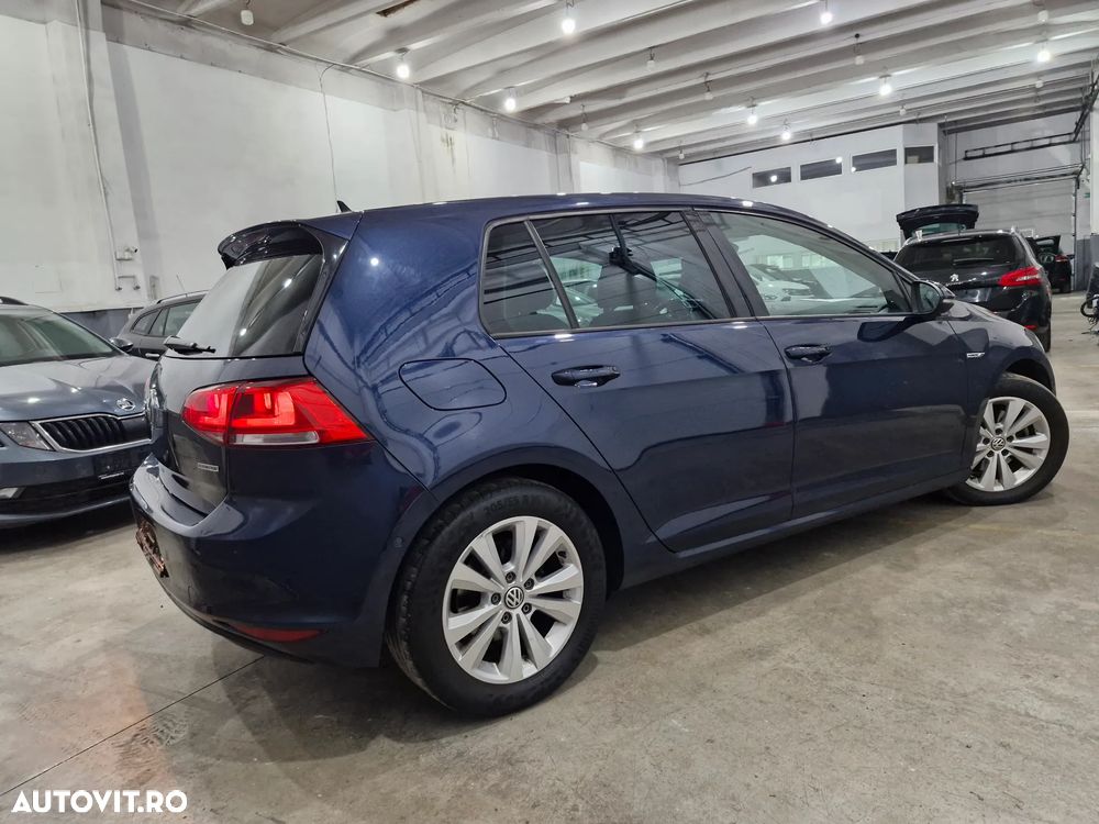 Volkswagen Golf 1.6 TDI BlueMotion Technology Allstar - 4